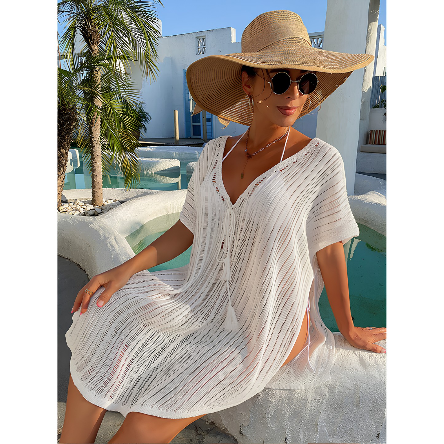 Completo vestaglia e camicia da notte in raso con spalline in corda, dettagli in pizzo sul petto e sulla schiena