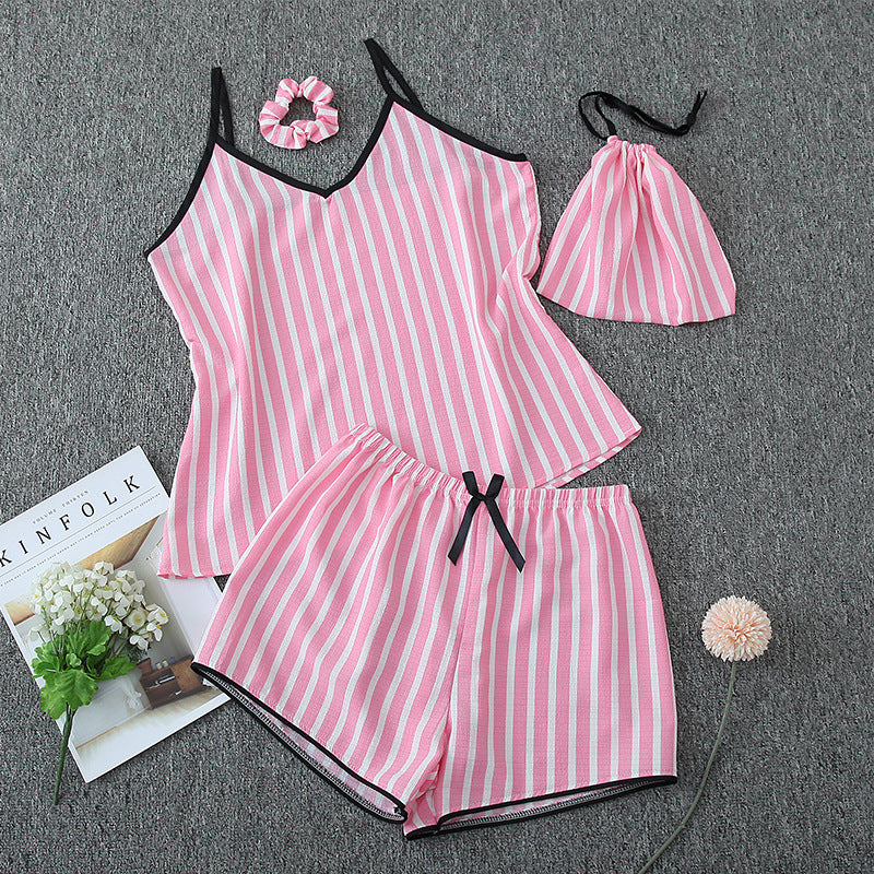 Negligé- und Morgenmantel-Set aus Satin mit Spitzen-Details, tiefem Dekolleté vorne und hinten sowie Spaghettiträgern
