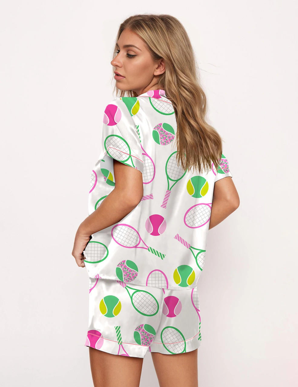 Kurzärmliges Pyjama-Set mit Shorts, Paspelierung und Brusttasche