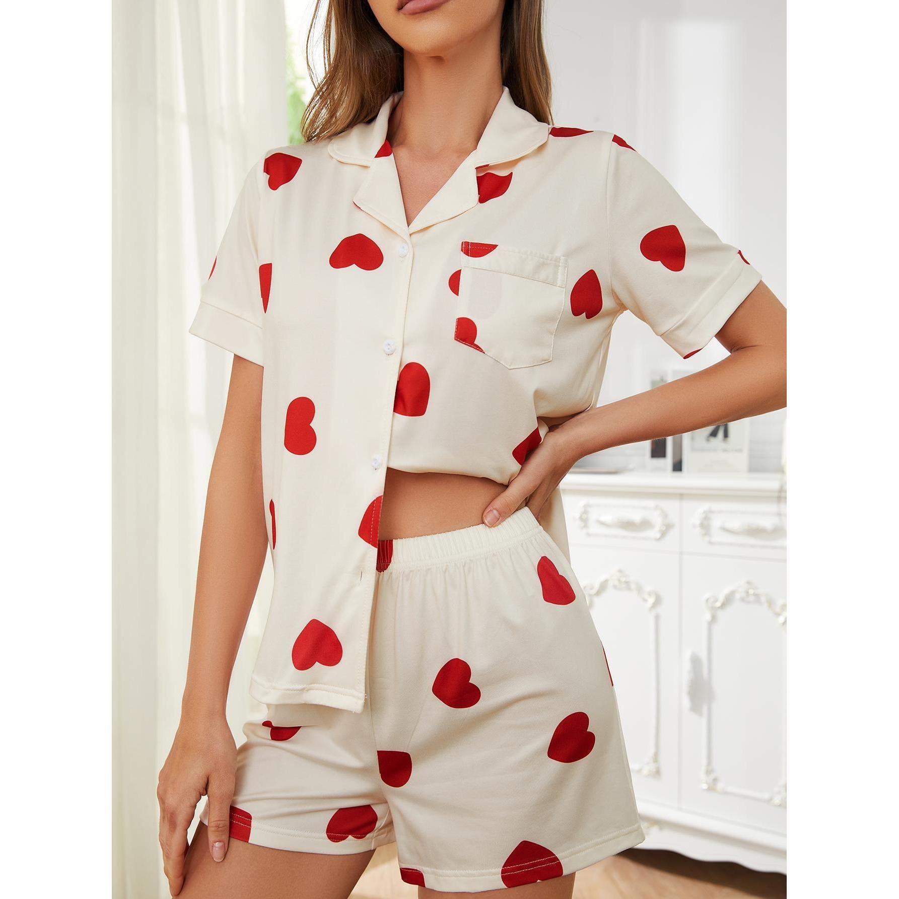 Kurzärmliges Pyjama-Set mit Shorts, Paspelierung und Brusttasche