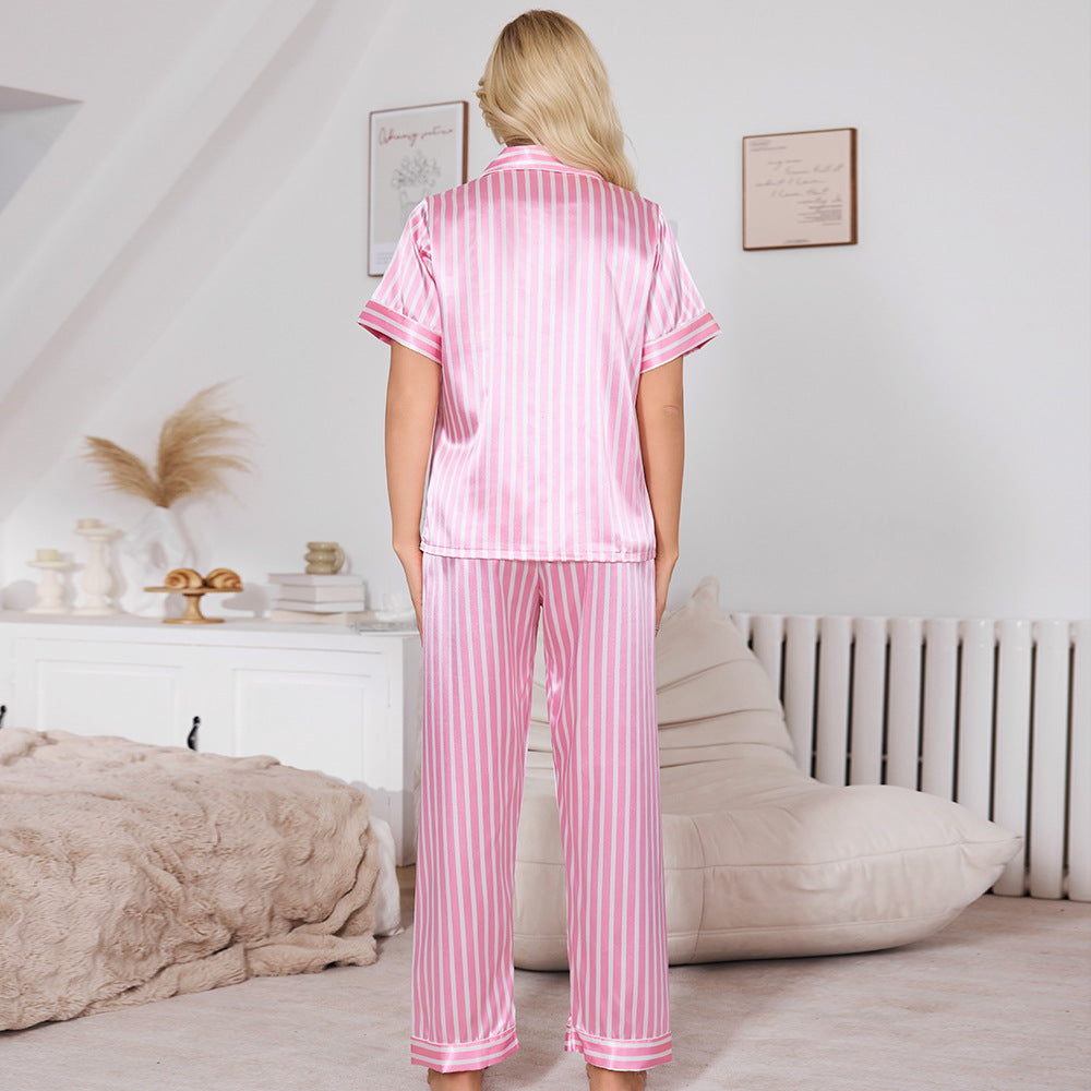 Pyjama-Set mit klassischem Kragen, Taschen-Details und weißem Streifenmuster – Rosa
