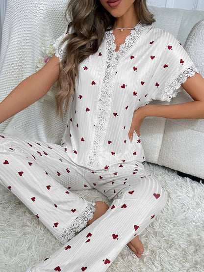 Pigiama completo con pantaloncini a maniche corte con dettagli tascabili
