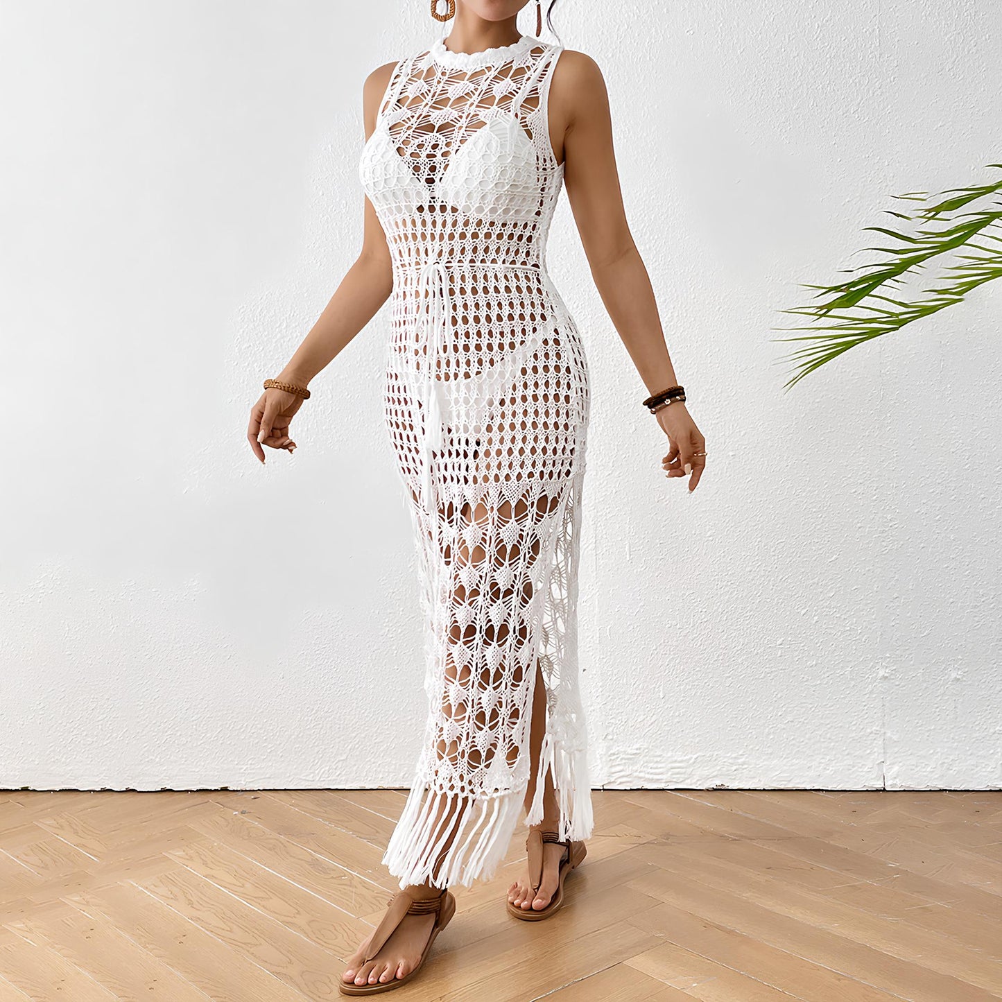 Negligé- und Morgenmantel-Set aus Satin mit Spitzen-Details, tiefem Dekolleté vorne und hinten sowie Spaghettiträgern