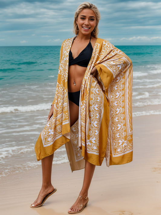 Negligé- und Morgenmantel-Set aus Satin mit Spitzen-Details, tiefem Dekolleté vorne und hinten sowie Spaghettiträgern