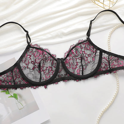 Satin-Nachthemd- und Morgenmantel-Set mit Spitzendetails und schmalen Trägern