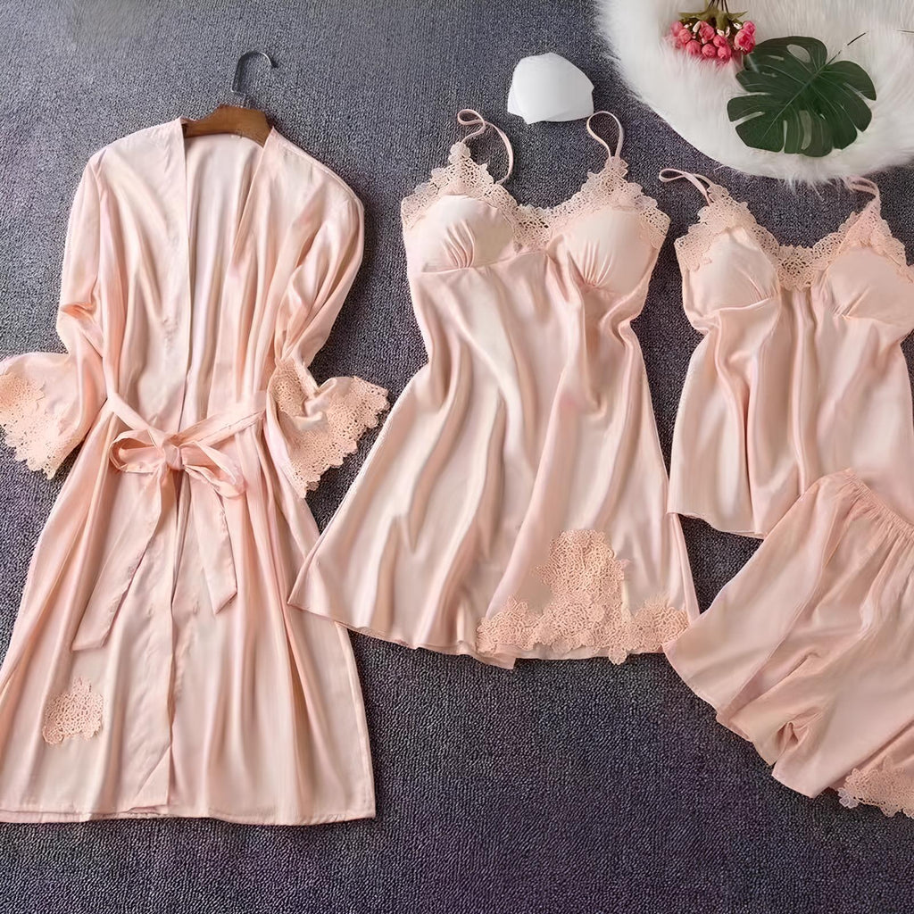 Negligé- und Morgenmantel-Set aus Satin mit Spitzen-Details, tiefem Dekolleté vorne und hinten sowie Spaghettiträgern
