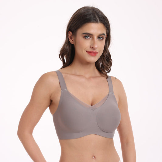 Completo vestaglia e camicia da notte in raso con spalline sottili e dettagli in pizzo