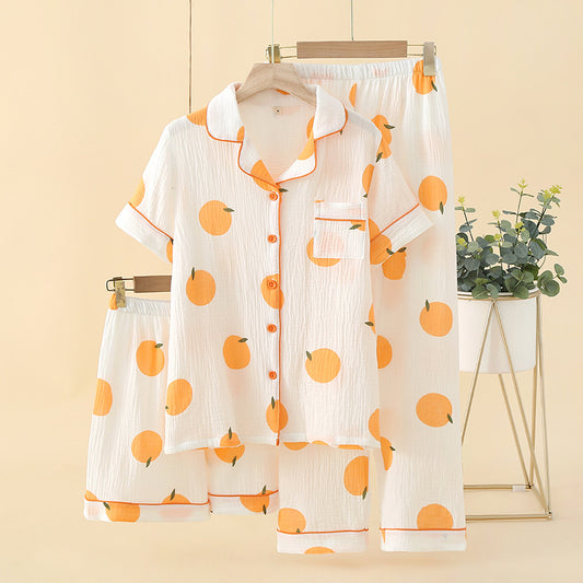 Negligé- und Morgenmantel-Set aus Satin mit Spitzen-Details, tiefem Dekolleté vorne und hinten sowie Spaghettiträgern