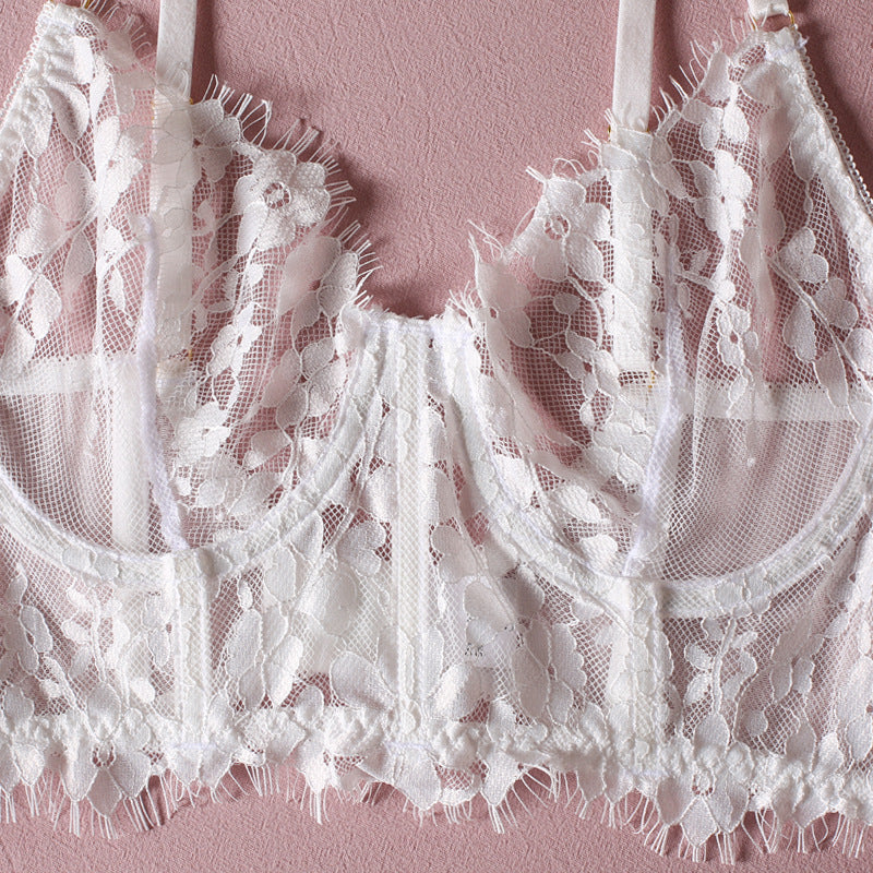 Dentelle Élégante Bra & Tanga Takım