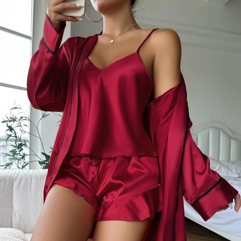 Satin-Pyjama- und Morgenmantel-Set mit Shorts und Streifendetails