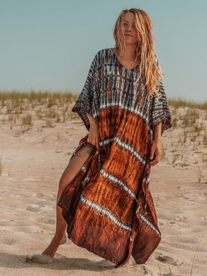 Negligé- und Morgenmantel-Set aus Satin mit Spitzen-Details, tiefem Dekolleté vorne und hinten sowie Spaghettiträgern